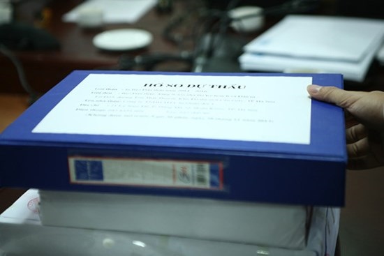 Đơn dự thầu không bao gồm thuế, phí và lệ phí nếu có